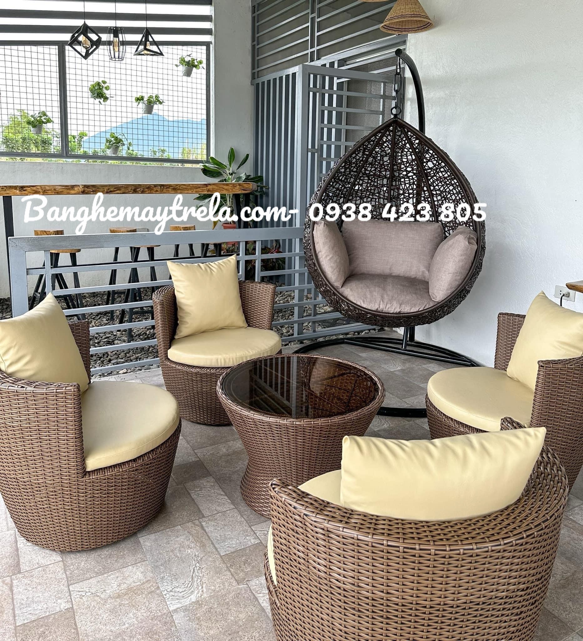 Bàn ghế mây nhựa sân thượng